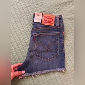 Levi’s shorts perfect for summer vibes.